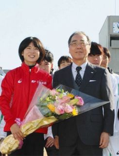 マラソン五輪代表の鈴木亜由子に”名大魂”　「走る喜び」を再確認した母校で壮行会
