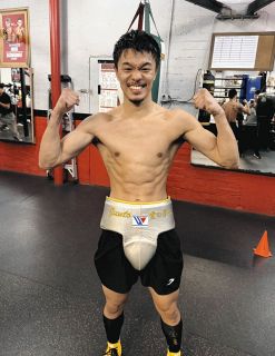 井上尚弥 額装ピンズセット（通常版） 井上尚弥 主要四団体の防衛戦でルイス・ネリに見事勝利‼スーパー