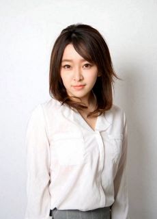新型コロナで生まれた「Ｚｏｏｍ女優」という新ジャンル…それでも「全然、嫌じゃない」　中冨杏子が実感したオンライン公演の威力