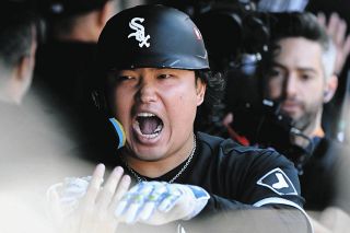 鈴木尚典打撃コーチ、ドラフト1位・度会隆輝に「プロで通用する、1、2
