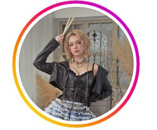 伝説のキャバ嬢”エンリケが35歳誕生日で『1008本の薔薇』『オリシャン