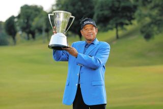 宮本勝昌、イーグル締め3位に満足げ「来年につながる」スリロットが大会新記録21アンダーで2連覇【シニアゴルフ】