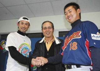 【写真】06年WBCのイチロー、松坂、王監督