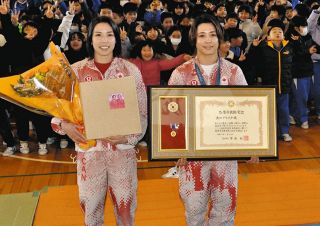 パリ五輪柔道出場の出口姉妹が引退「頑張った」「お疲れさま」　地元・塩尻からねぎらいの言葉
