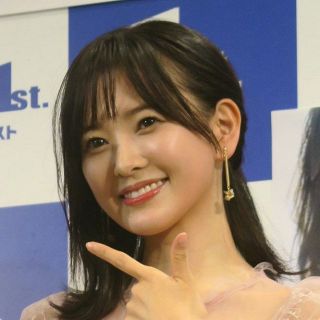 元SKE松井玲奈が400人に“神対応”…名古屋『星野書店』での新著イベント