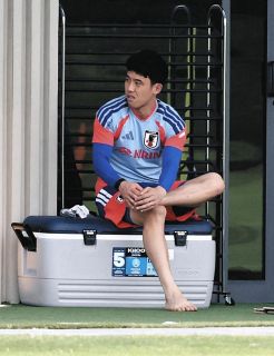 解説の元日本代表MF、38歳・長友佑都を“際どい”表現でたたえる「なんか