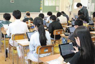 更新迎えた小中学校の学習用端末 基本ソフト(OS)の勢力図に異変 ＜データの沼から考える＞