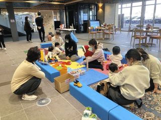 ＜ささえるつながる＞ほやねカフェ（土岐市）　役所で一息ついて