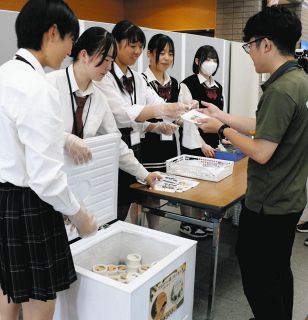 アカマツの葉使ったジェラートで「森林浴」　上伊那農業高生が開発、販売