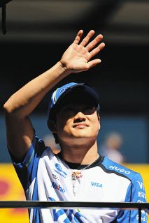 角田がトーチュウに感謝の言葉 直筆サイン入りバイザー1名に：中日
