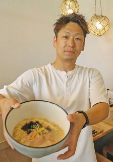 三好達治 直筆色紙 510TVSiQQWL._AC_SY200_QL15_.jpg