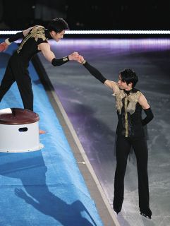 羽生結弦：中日スポーツ・東京中日スポーツ