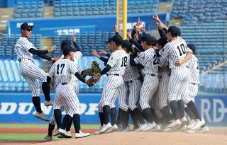 中京大中京　Vジャン ノースローの中京大中京・畔柳に代わり190cm右腕・大江が好投「甲子園