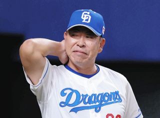 中日・井上監督、「狙い球を絞り切れなかったかな」…広島の新人左腕攻めあぐね、今季初の4カード連続負け越し