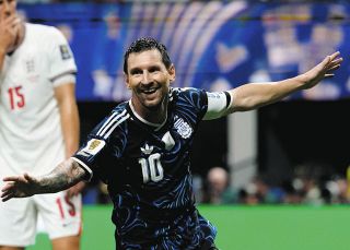元イタリア代表のパオロ・ロッシさんが死去 1982年W杯得点王、ジーコら