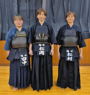 大江健三郎さん死去 旧丸岡町100年事業 講演し原稿も寄贈：日刊県民