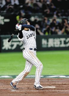 ソフトバンク】長谷川勇也の現役最終打席は…一ゴロも気迫の“ヘッスラ