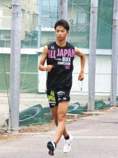 ＜ロッカールーム＞5000メートル競歩で北信越3位　飯田高2年・小幡千尋さん