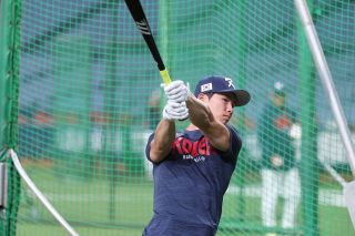 ONの額入りユニホームを20万円で発売へ…巨人が「長嶋茂雄DAY」「王貞治