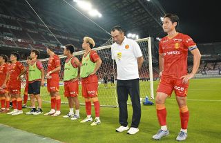 名古屋グランパス最終戦…阿部浩之に大きな拍手が響く「ラスト