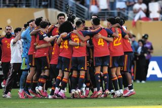 伊東純也、3年ぶりにゲンク復帰、背番号10 「次のW杯で日本代表での