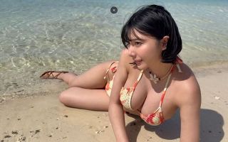 ◇比嘉愛未、目力が…「5才くらいの私」【写真】：中日スポーツ・東京