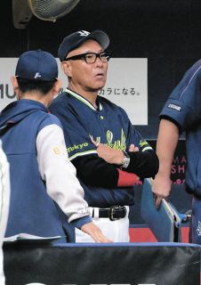 中畑 清 DeNA元監督・中畑清さん、背番号「70」で始球式 「本当に多くの歓声