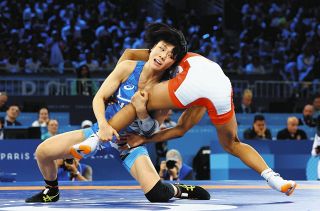 レスリング藤波朱理が「金」　パリ五輪・女子53キロ級、中学時代から137連勝
