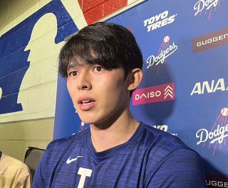 ロッテ】今季のボブルヘッド人形第1弾は佐々木朗希と松川虎生