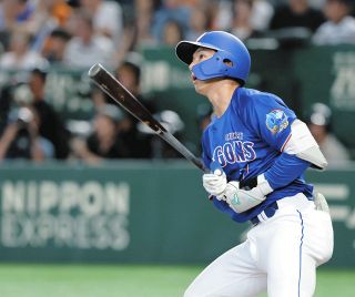 中日が前楽天の山下斐紹と育成契約 「ポジションはどこでもやります
