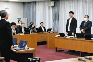 è±Šæ©‹ã®æ–°ã‚¢ãƒªãƒ¼ãƒŠäº‹æ¥­ç¶™ç¶šæ±‚ã‚ã‚‹è«‹é¡˜ã¯ã€ŒæŽ¡æŠžã™ã¹ãã€ã€€å¸‚è­°ä¼šå§”æ±ºå®šã€é•·å‚å°šç™»å¸‚é•·ã¨ã®å¯¾ç«‹æ§‹å›³æµ®ãå½«ã‚Šã«