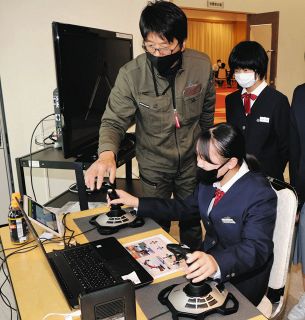 地元の仕事のやりがい体験　下條「職業フェス」に中学1年生参加