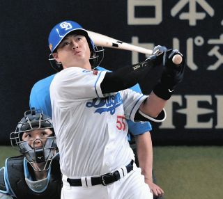 ナゴヤ球場で“伝説の場外弾級”…ロマンが詰まった中日・細川の飛距離 復活に向け数字として分かる「もっと」