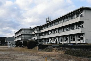 岐阜県大野町の学校再編、次のトップの選択は？　求められる透明性の高い議論