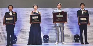 峰ＭＶＰ史上初の５冠　ボート令和２年優秀選手表彰式典