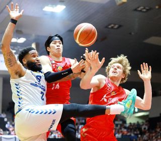 名古屋Ｄー滋賀②／第２８節（佐藤卓磨、アイザイア・マーフィー、今村佳太）
