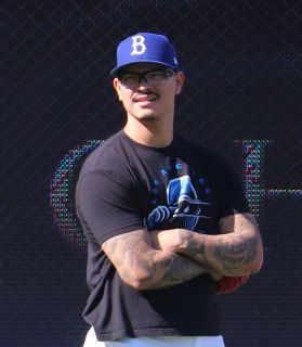 大谷翔平が背番号17のユニホーム姿で第一声「選手として私を信じて