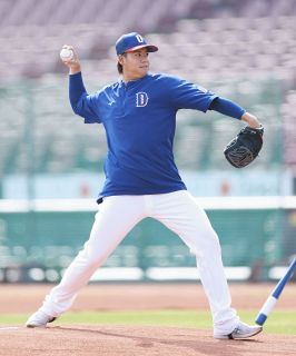 中日キャプテン高橋周平、「クラウン賞」2年連続優秀賞！ 中軸&鉄壁