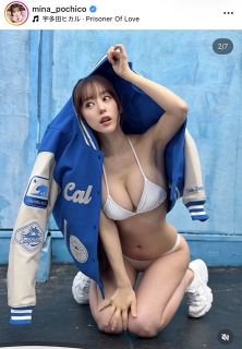 ◇高梨沙羅、真上からの”美脚”フォーカスショット【写真複数枚】：中日
