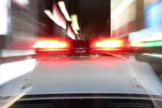 三重県明和町、５歳男児が車にひかれ死亡　商業施設の駐車場で