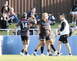 身長201センチの規格外ジャンボFWが見せた進化 流通経済大柏ワーナー