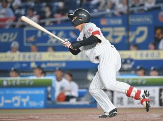ロッテ】加藤匠馬捕手のプロ初ホームランの記念グッズを販売