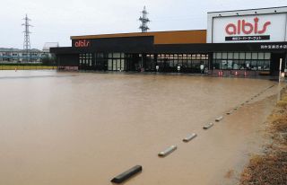 石川、富山の各企業、記録的大雨で休業相次ぐ　被害ない場合も安全確保で