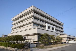 æ´¥å³¶å¸‚è­°ãŒä¸é©åˆ‡ç™ºè¨€ã§è­°ä¼šä¸­ç¶™ã‚’ä¸­æ­¢ã€€å¸‚è­°ä¼šã€Œè²¬ä»»å–ã‚Œã‚‹çŠ¶æ³ã§ãªã„ã€