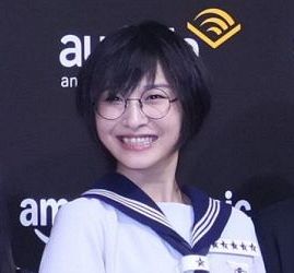 圧倒的美人”ミスマガジンの斉藤里奈 始球式でワンバン投球披露