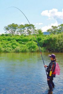 集まれ！鮎ガール　今夏女性だけの釣り大会開催へ　福井・九頭竜川中部