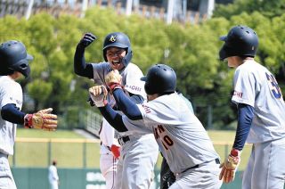 来年ドラフト解禁の19歳 ENEOS度会隆輝が大会4発でMVPと新人賞ダブル