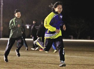 競技歴5カ月で陸上100メートル日本一！新城育ちのスーパー小学生　コーチは駐在のお巡りさん