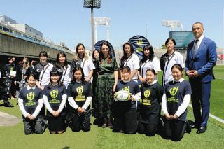 【ラグビー】NZ首相が日本の”聖地”秩父宮を訪問 10月自国開催の女子W杯「日本代表お待ちしています」