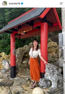 【実際の投稿】「シーサーに生まれ変わりたい」竹中知華アナ、なでなでショットにファン反響